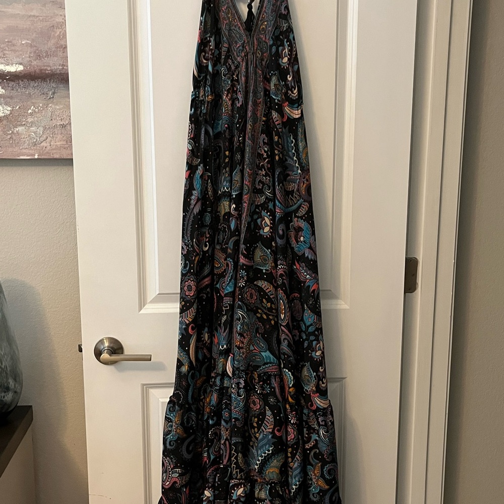 🌸🦋💫Elegant Paisley Halter Maxi Dress in Black and Pink and Teal💫🌼🌻